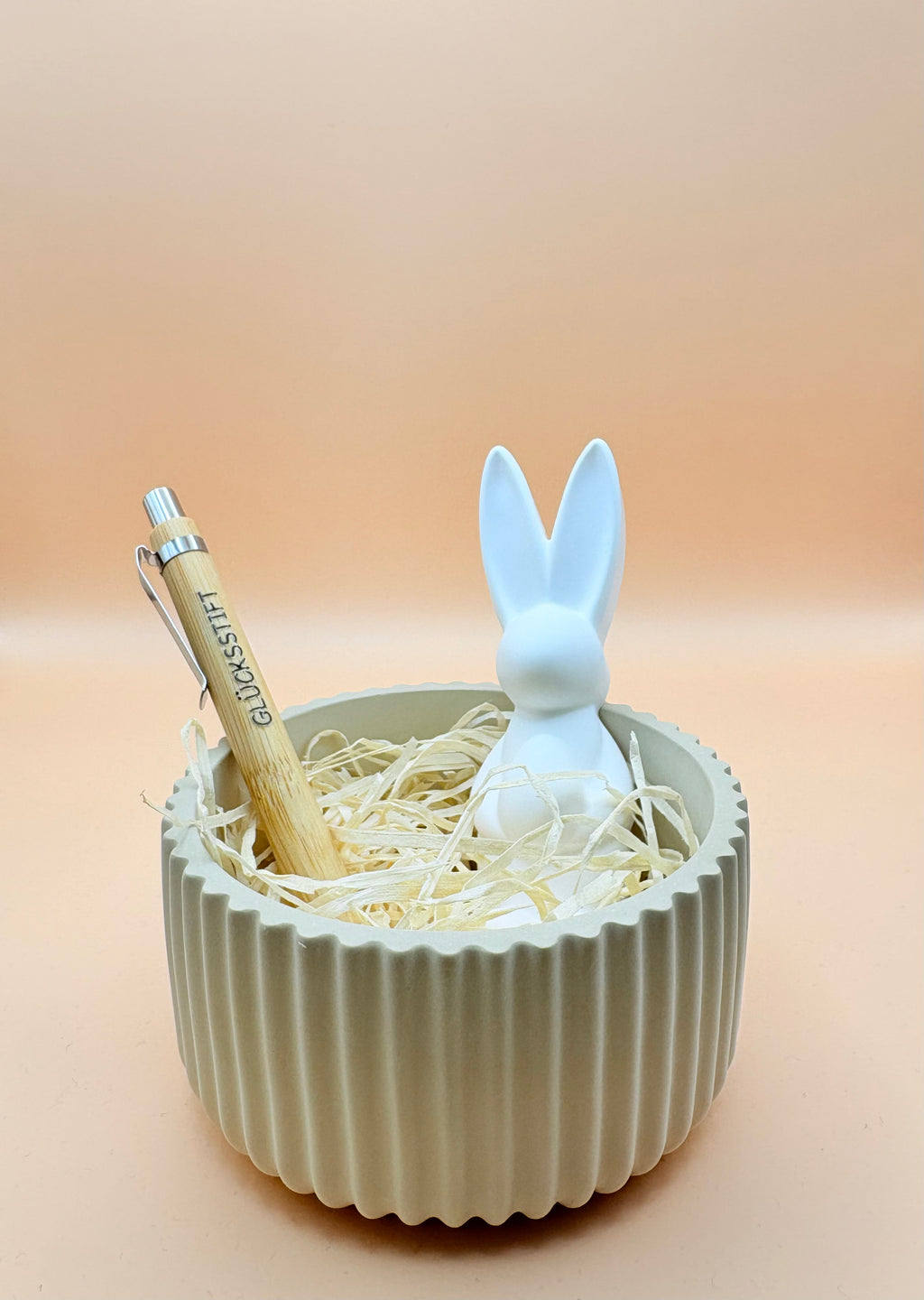 Osterschale mit Kugelschreiber - "Glücksstift"