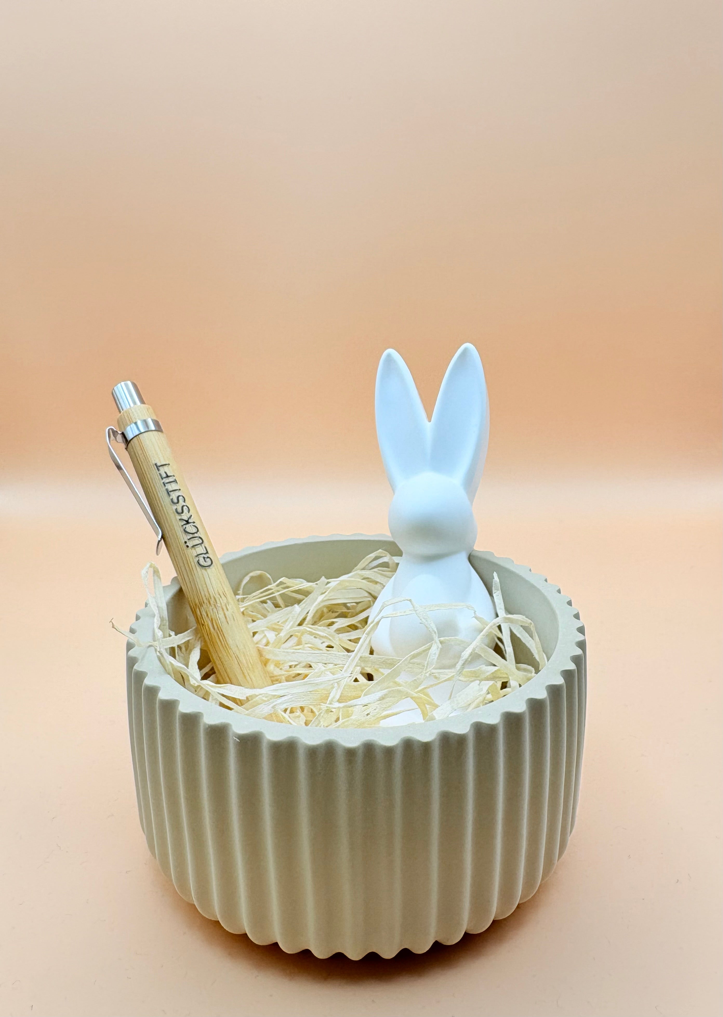 Osterschale mit Kugelschreiber - "Glücksstift"